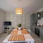 Apartament Tana Leone